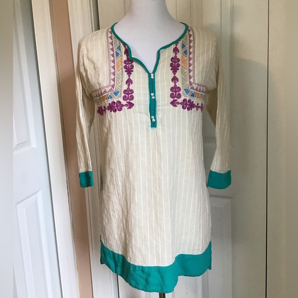 Folksy Embroidered Tunic Top Small